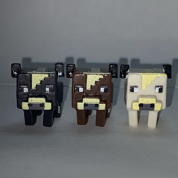 Multi-Colored Minecraft Mini-Figures - Picture 9 of 13